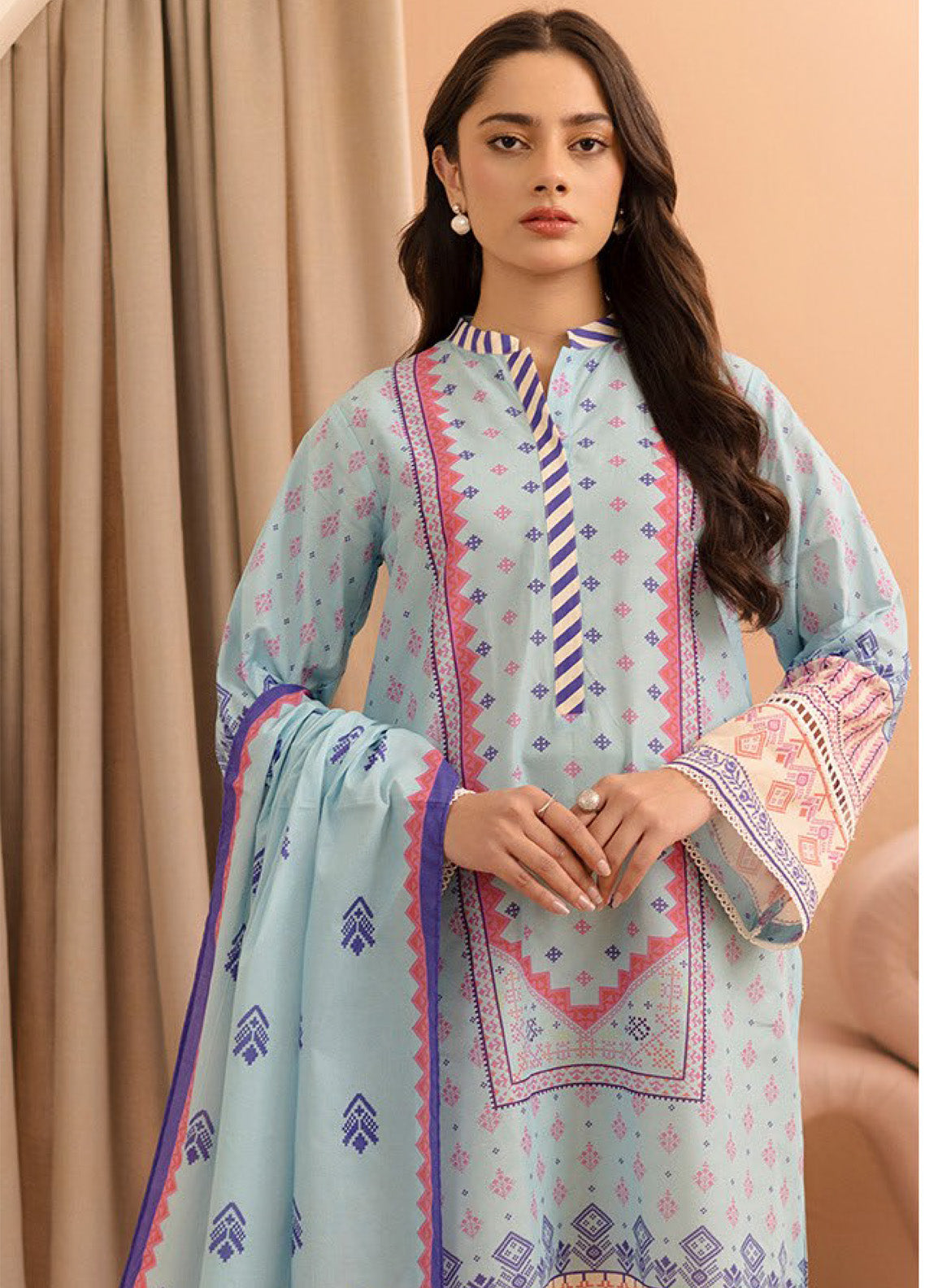 Zellbury Printed Lawn 2 Piece Unstitched Suit WUS25X20224 Zellbury Printed Lawn 2 Piece Unstitched Suit WUS25X20224