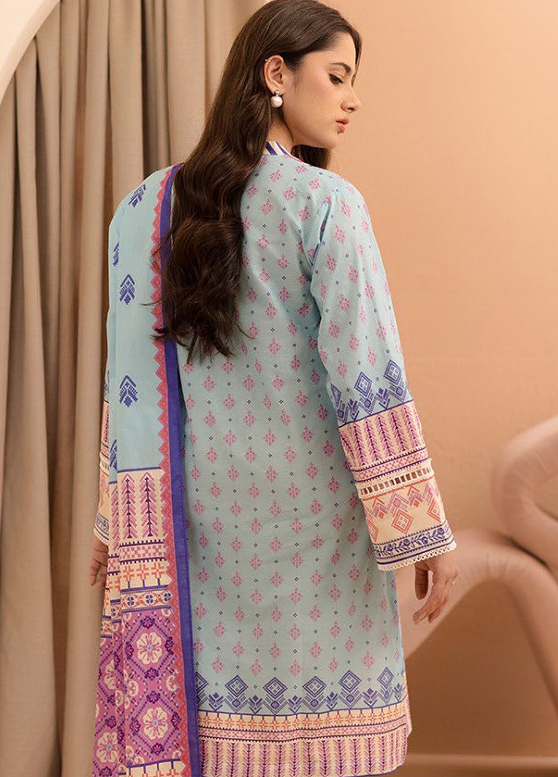 Zellbury Printed Lawn 2 Piece Unstitched Suit WUS25X20224 Zellbury Printed Lawn 2 Piece Unstitched Suit WUS25X20224