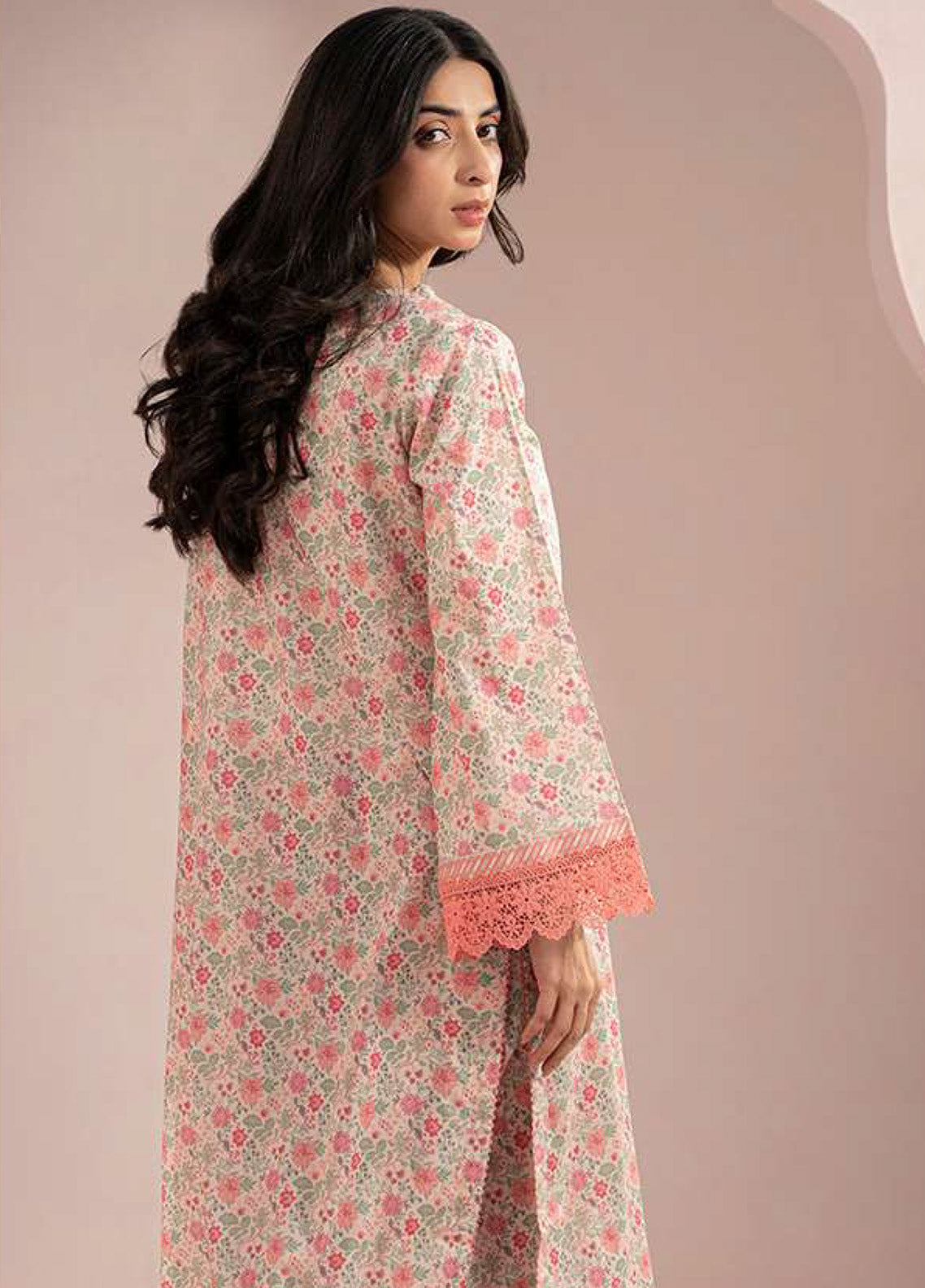 Zellbury Printed Lawn 2 Piece Unstitched Suit WUS25X20414 Zellbury Printed Lawn 2 Piece Unstitched Suit WUS25X20414