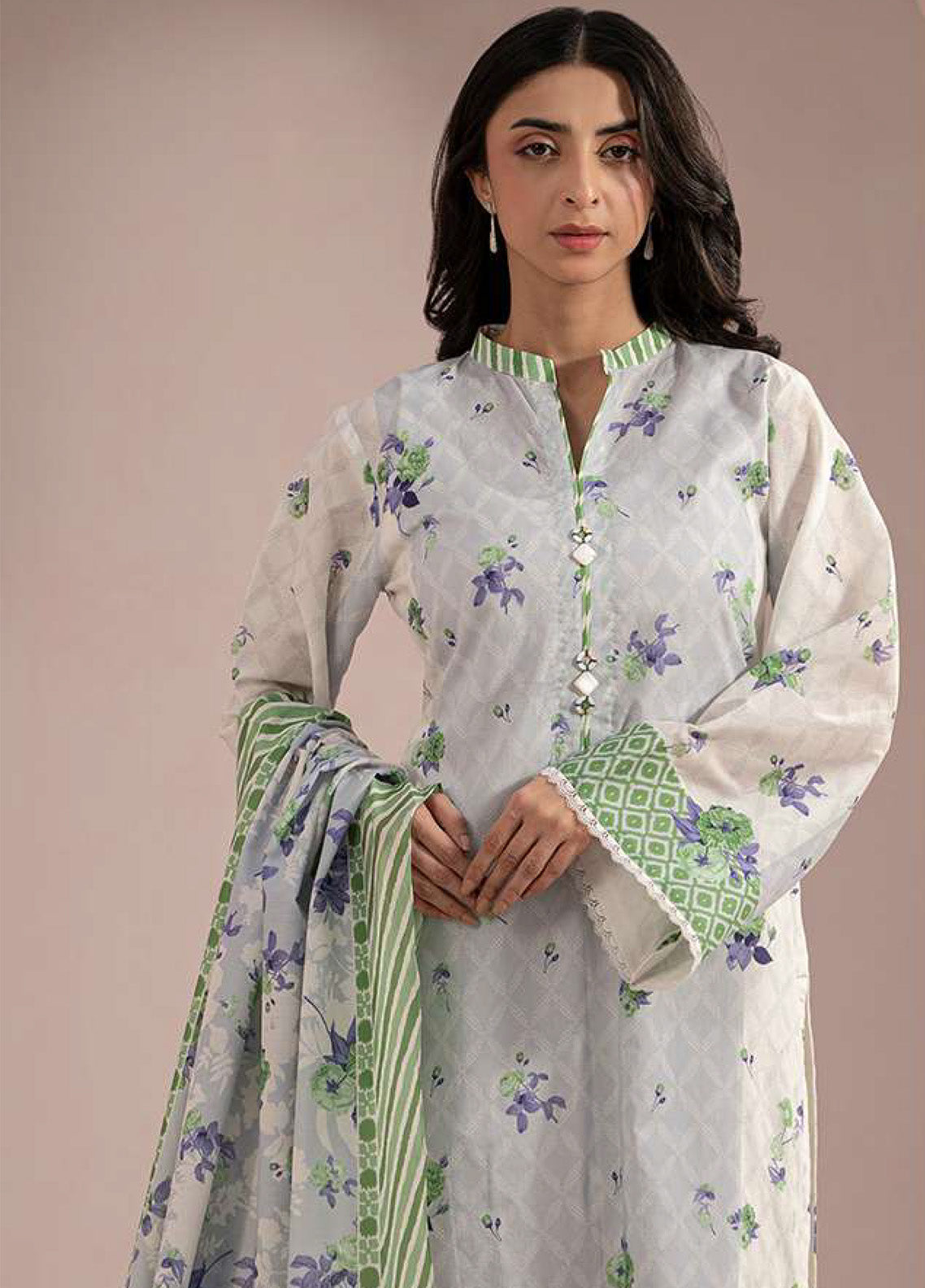 Zellbury Printed Lawn 2 Piece Unstitched Suit WUS25X20543 Zellbury Printed Lawn 2 Piece Unstitched Suit WUS25X20543