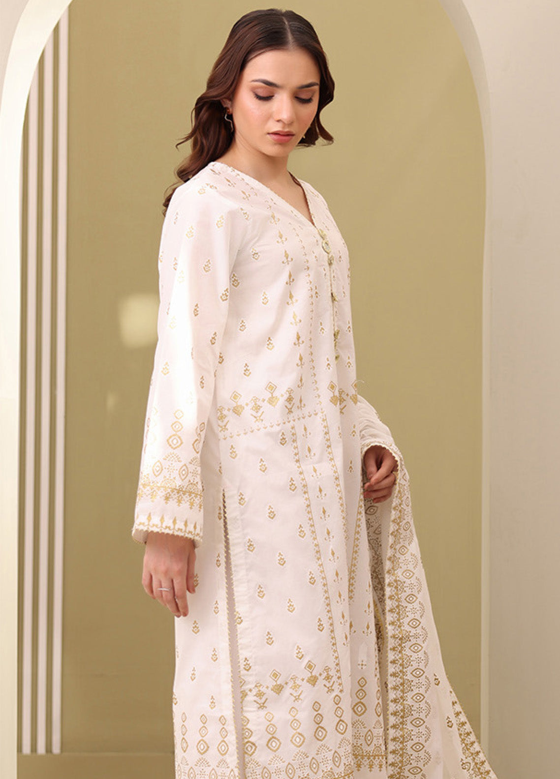 Zellbury Printed Lawn 3 Piece Unstitched Suit WUS25X30053 Zellbury Printed Lawn 3 Piece Unstitched Suit WUS25X30053