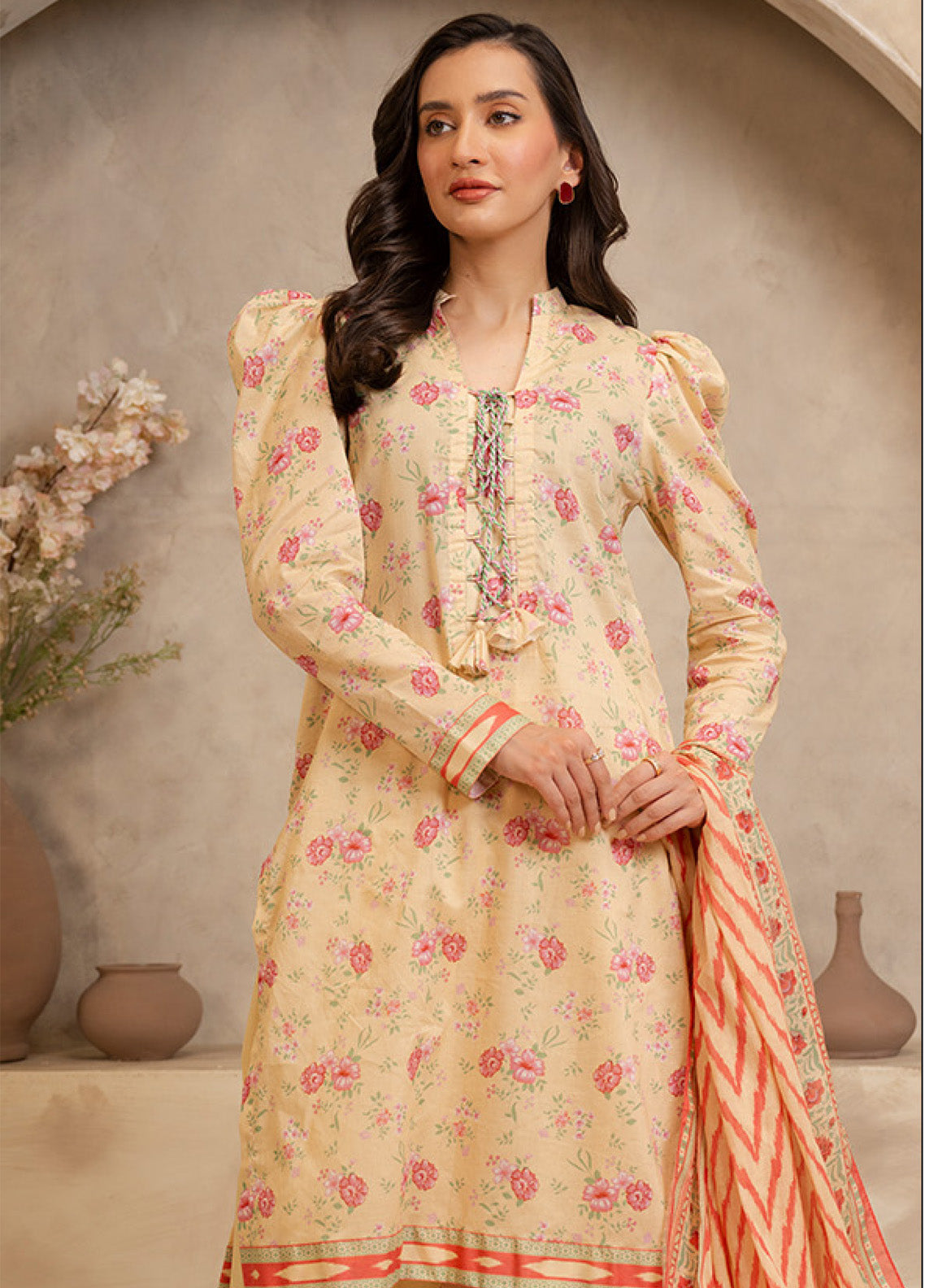 Zellbury Printed Lawn 3 Piece Unstitched Suit WUS25X30112 Zellbury Printed Lawn 3 Piece Unstitched Suit WUS25X30112