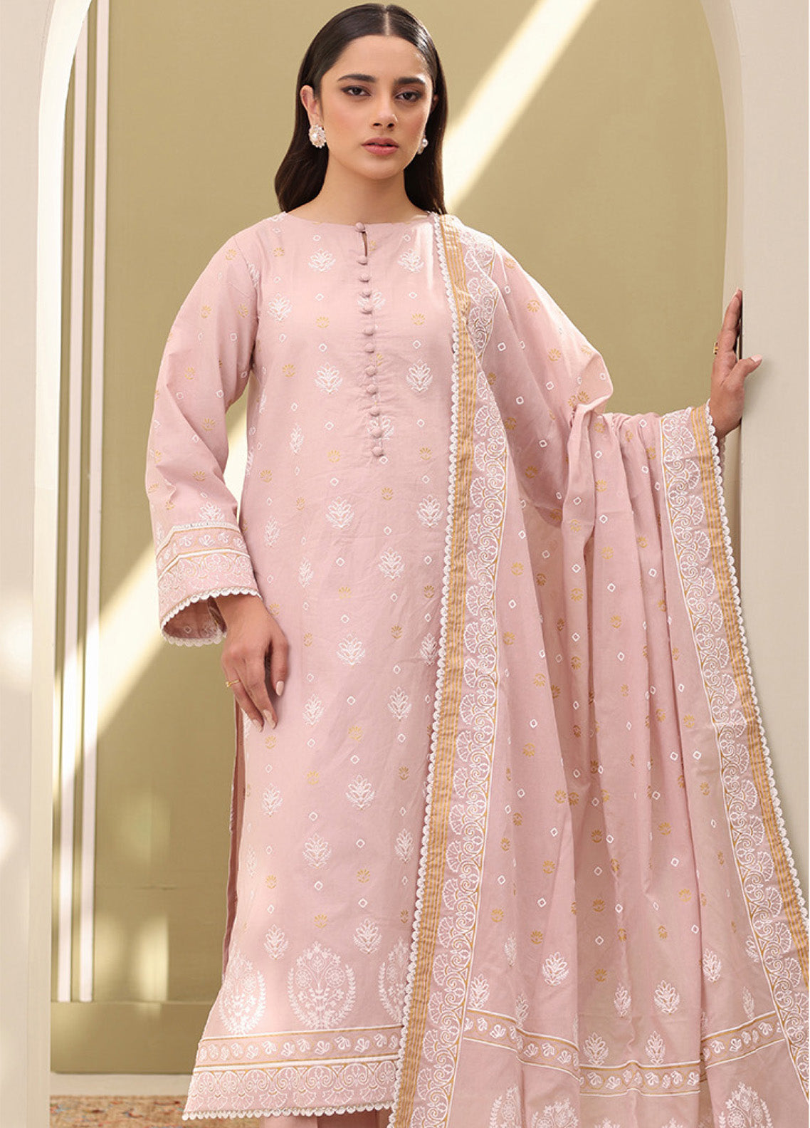 Zellbury Printed Lawn 3 Piece Unstitched Suit WUS25X30131 Zellbury Printed Lawn 3 Piece Unstitched Suit WUS25X30131