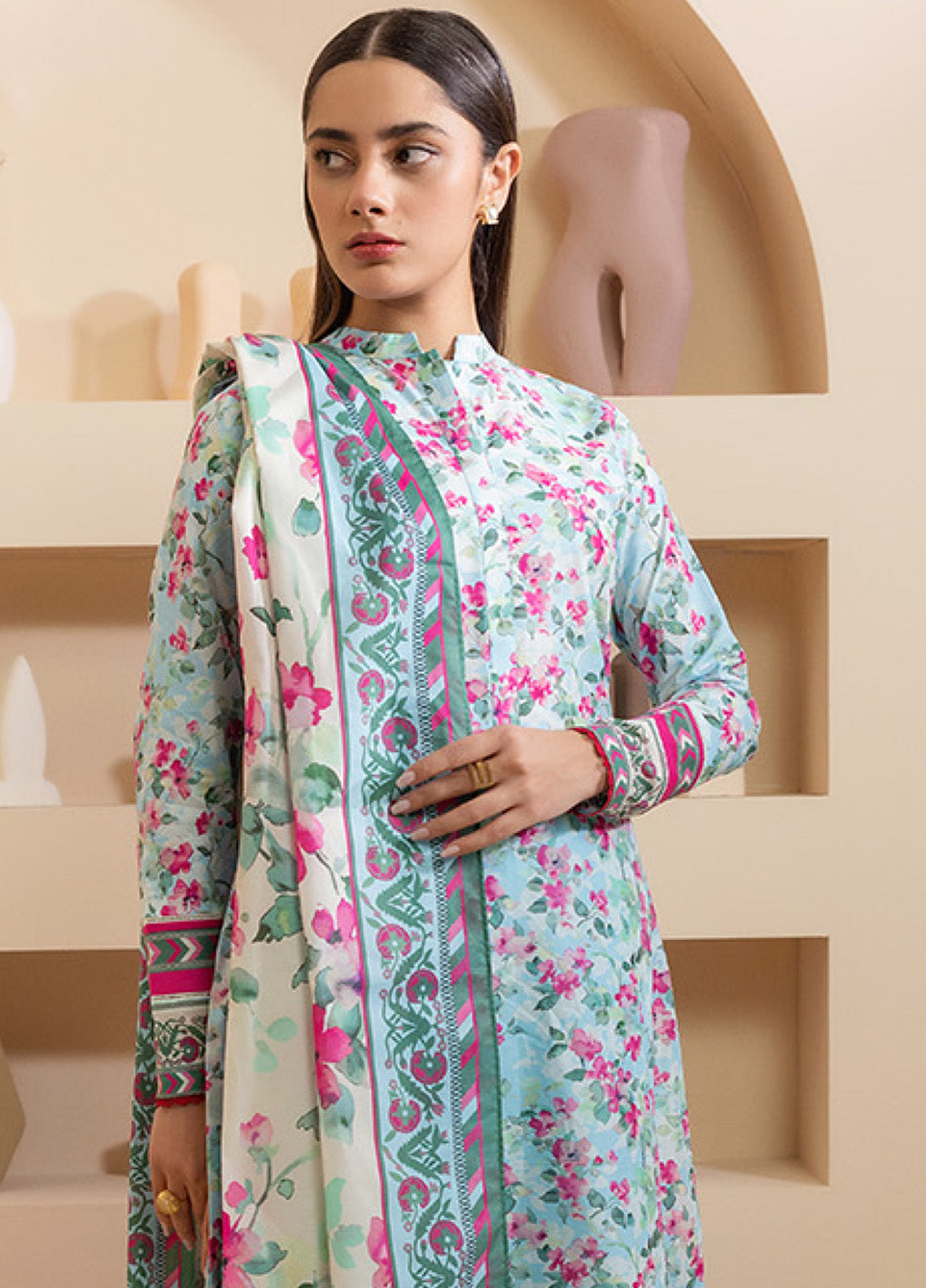 Zellbury Printed Lawn 3 Piece Unstitched Suit WUS25X30190 Zellbury Printed Lawn 3 Piece Unstitched Suit WUS25X30190