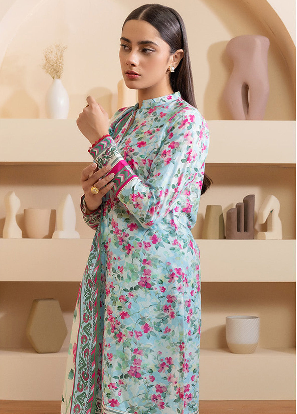 Zellbury Printed Lawn 3 Piece Unstitched Suit WUS25X30190 Zellbury Printed Lawn 3 Piece Unstitched Suit WUS25X30190