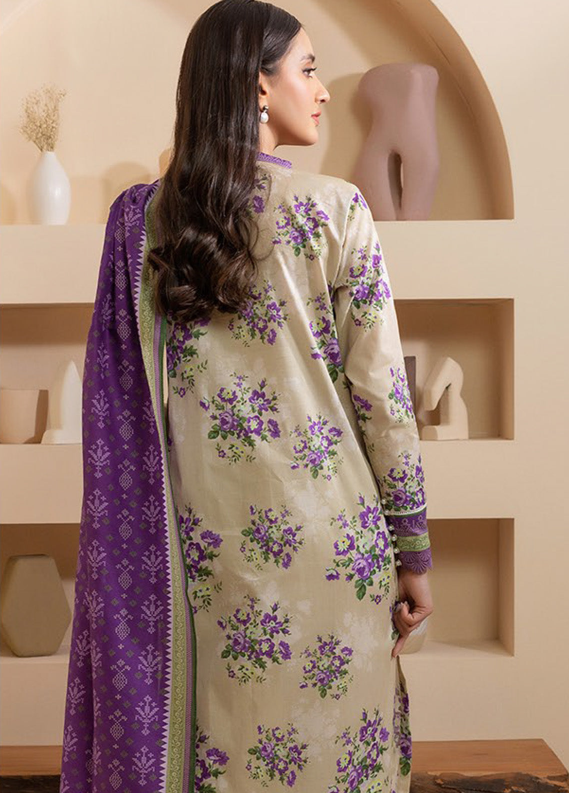 Zellbury Printed Lawn 3 Piece Unstitched Suit WUS25X30248 Zellbury Printed Lawn 3 Piece Unstitched Suit WUS25X30248