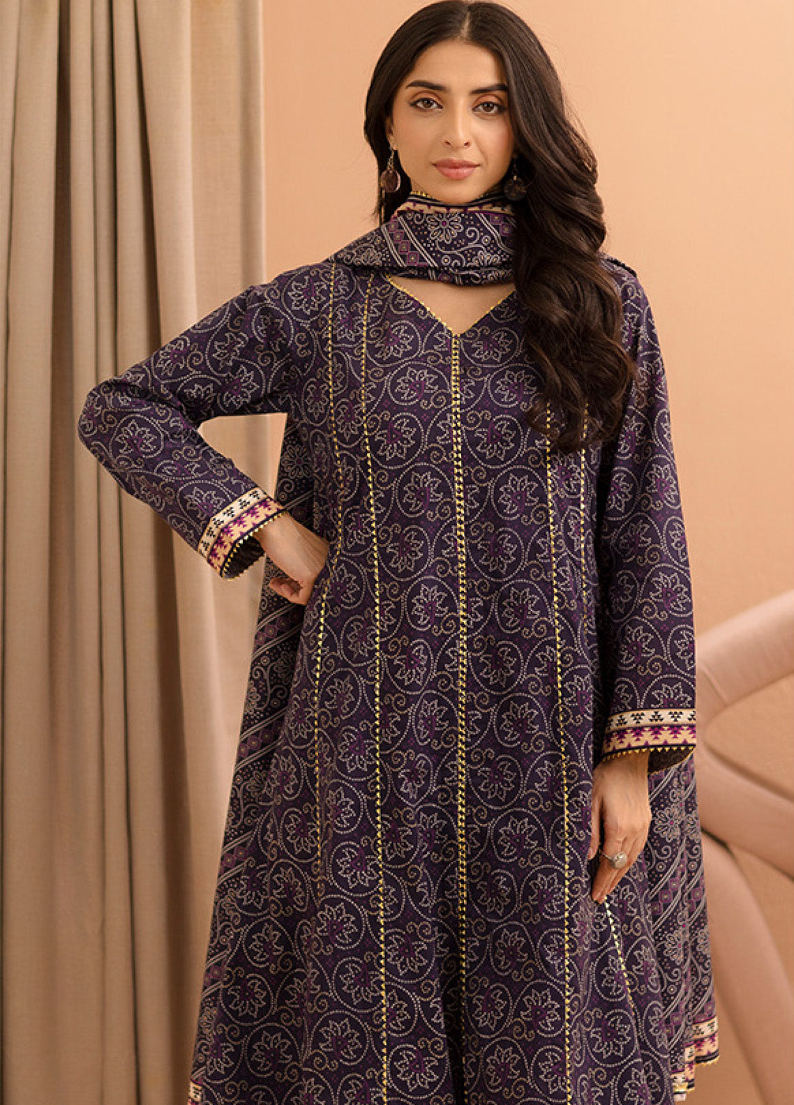 Zellbury Printed Lawn 3 Piece Unstitched Suit WUS25X30253 Zellbury Printed Lawn 3 Piece Unstitched Suit WUS25X30253