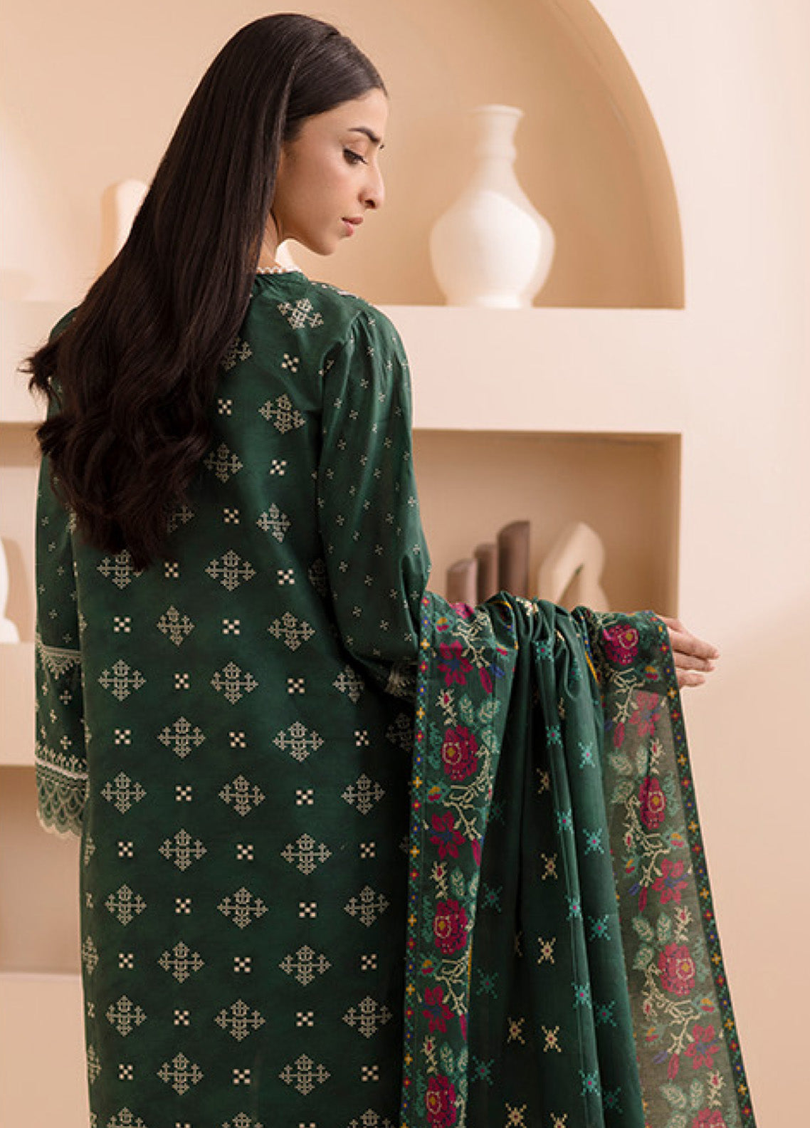 Zellbury Printed Lawn 3 Piece Unstitched Suit WUS25X30262 Zellbury Printed Lawn 3 Piece Unstitched Suit WUS25X30262