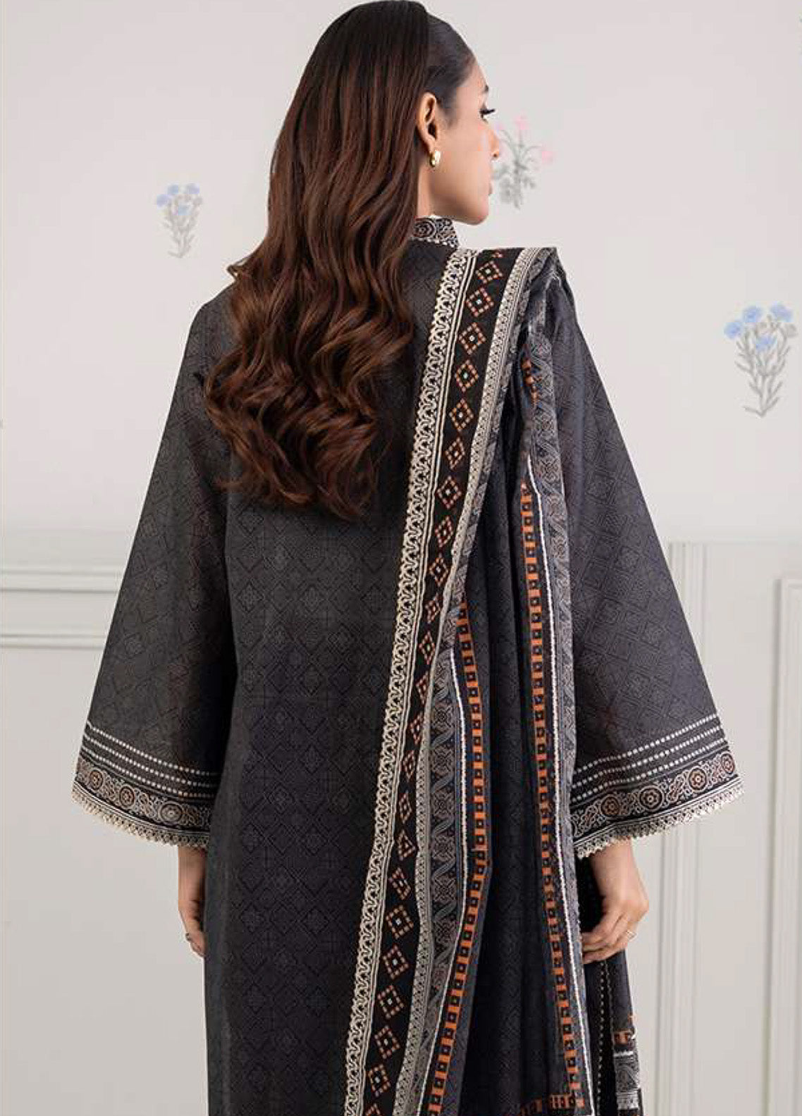 Zellbury Printed Lawn 3 Piece Unstitched Suit WUS25X30434 Zellbury Printed Lawn 3 Piece Unstitched Suit WUS25X30434
