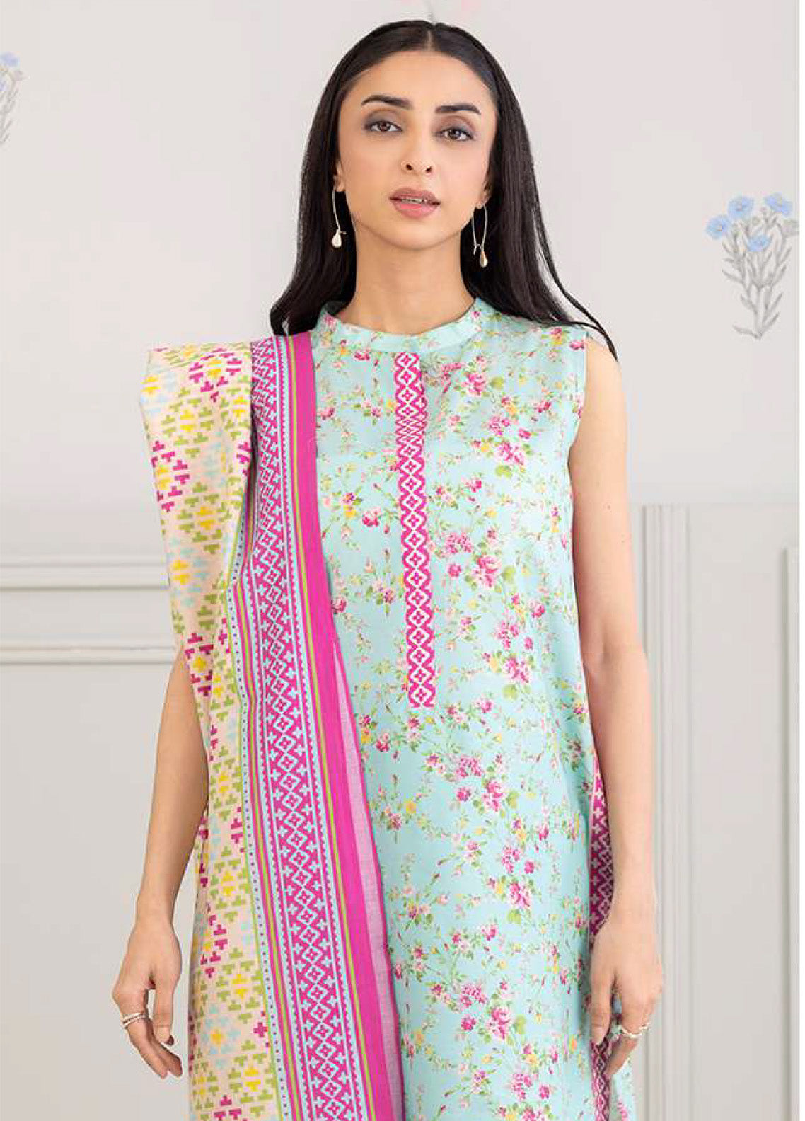 Zellbury Printed Lawn 3 Piece Unstitched Suit WUS25X30439 Zellbury Printed Lawn 3 Piece Unstitched Suit WUS25X30439