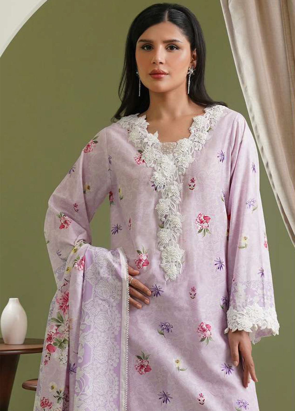 Zellbury Printed Lawn 3 Piece Unstitched Suit WUS25X30453 Zellbury Printed Lawn 3 Piece Unstitched Suit WUS25X30453