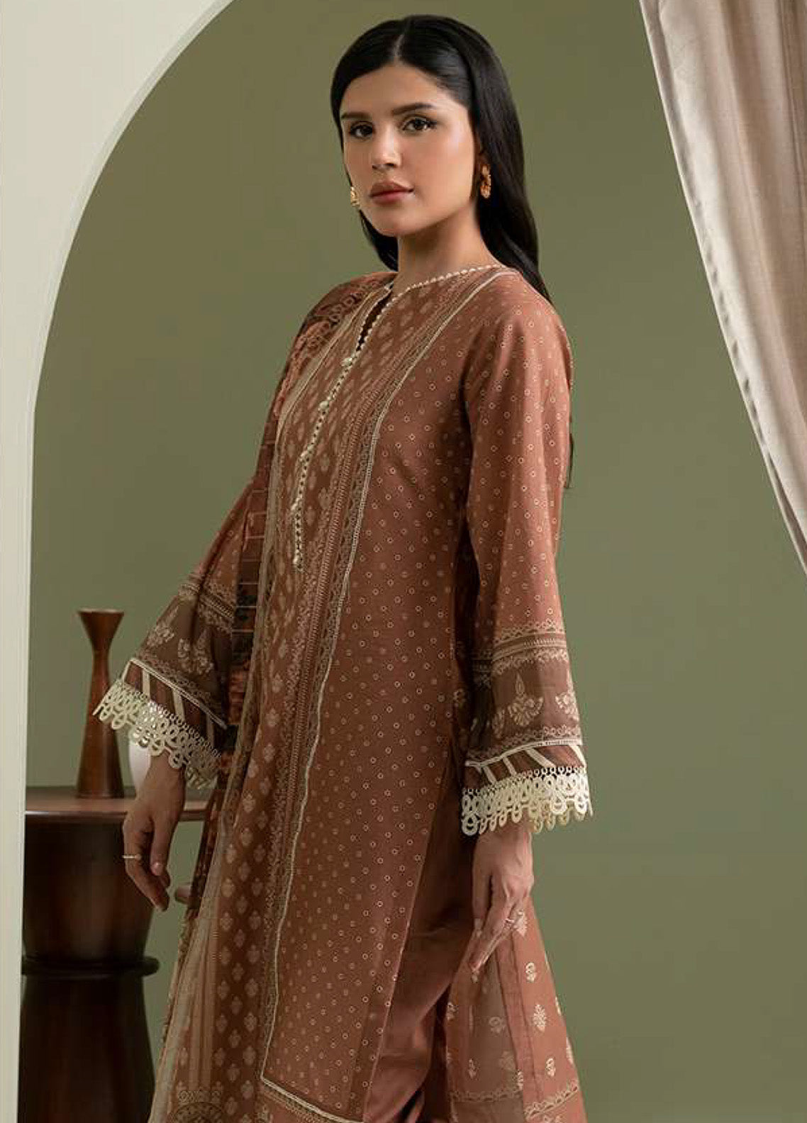 Zellbury Printed Lawn 3 Piece Unstitched Suit WUS25X30505 Zellbury Printed Lawn 3 Piece Unstitched Suit WUS25X30505