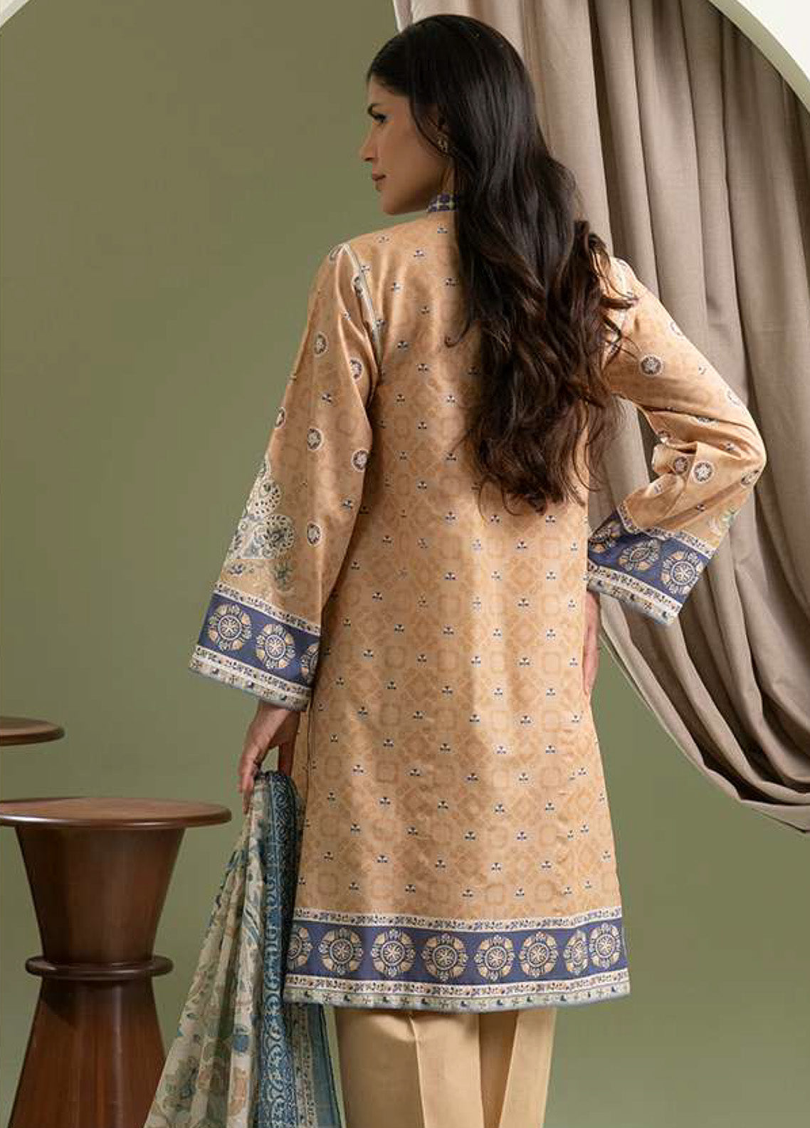 Zellbury Printed Lawn 3 Piece Unstitched Suit WUS25X30507 Zellbury Printed Lawn 3 Piece Unstitched Suit WUS25X30507