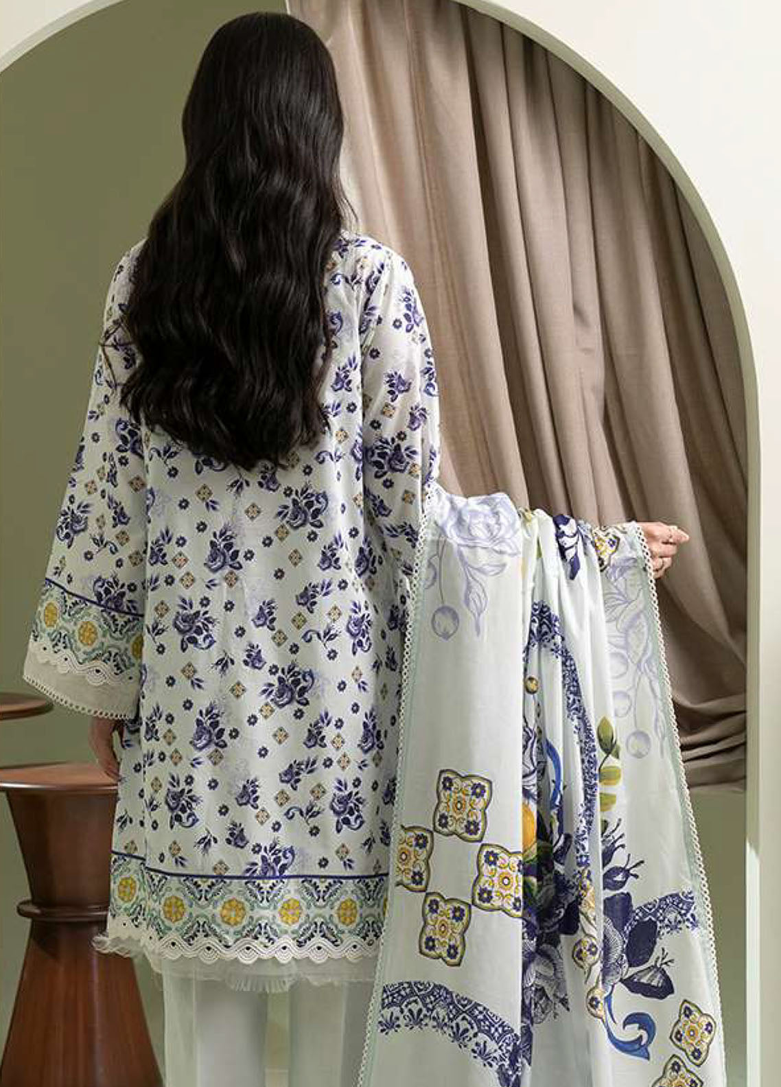 Zellbury Printed Lawn 3 Piece Unstitched Suit WUS25X30509 Zellbury Printed Lawn 3 Piece Unstitched Suit WUS25X30509