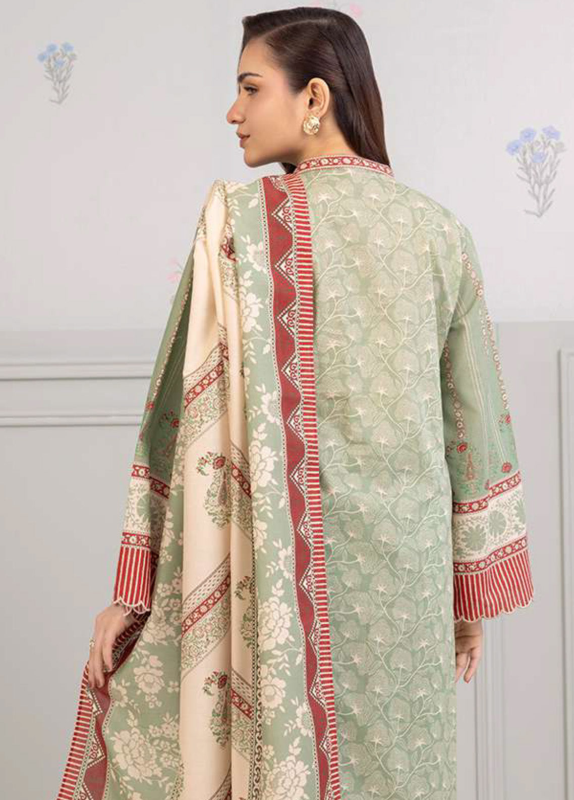 Zellbury Printed Lawn 3 Piece Unstitched Suit WUS25X30513 Zellbury Printed Lawn 3 Piece Unstitched Suit WUS25X30513