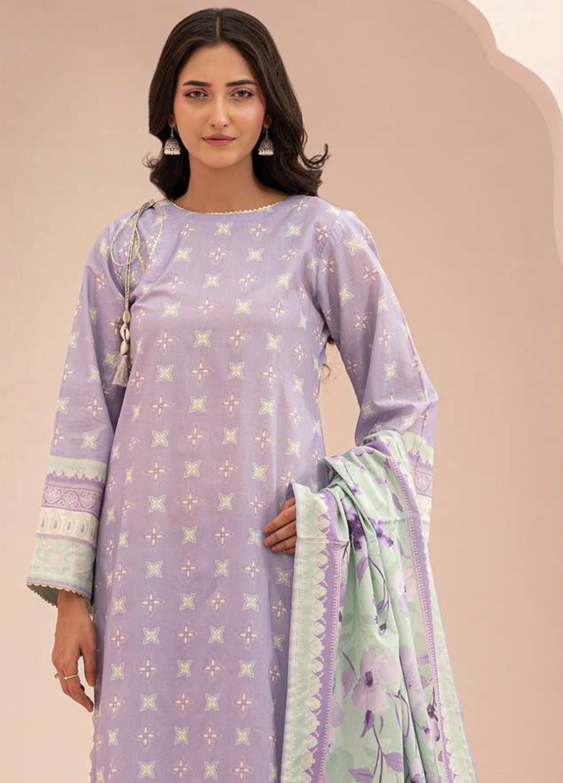 Zellbury Printed Lawn 3 Piece Unstitched Suit WUS25X30579 Zellbury Printed Lawn 3 Piece Unstitched Suit WUS25X30579