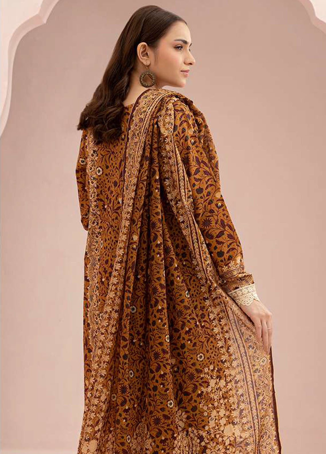 Zellbury Printed Lawn 3 Piece Unstitched Suit WUS25X30720 Zellbury Printed Lawn 3 Piece Unstitched Suit WUS25X30720