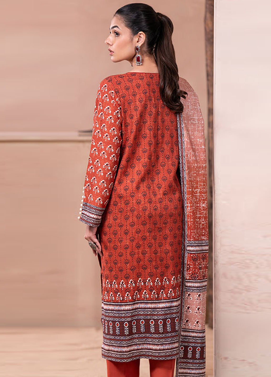 Zellbury Printed Viscose 3 Piece Unstitched Suit WUW24X30580 Zellbury Printed Viscose 3 Piece Unstitched Suit WUW24X30580