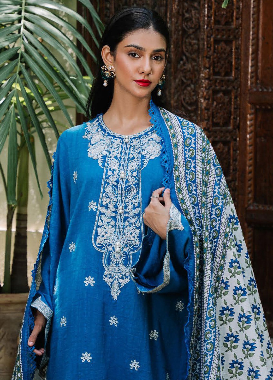 Zellbury Signature Embroidered Khaddar 3 Piece Unstitched Suit WUW24E30323 Zellbury Signature Embroidered Khaddar 3 Piece Unstitched Suit WUW24E30323