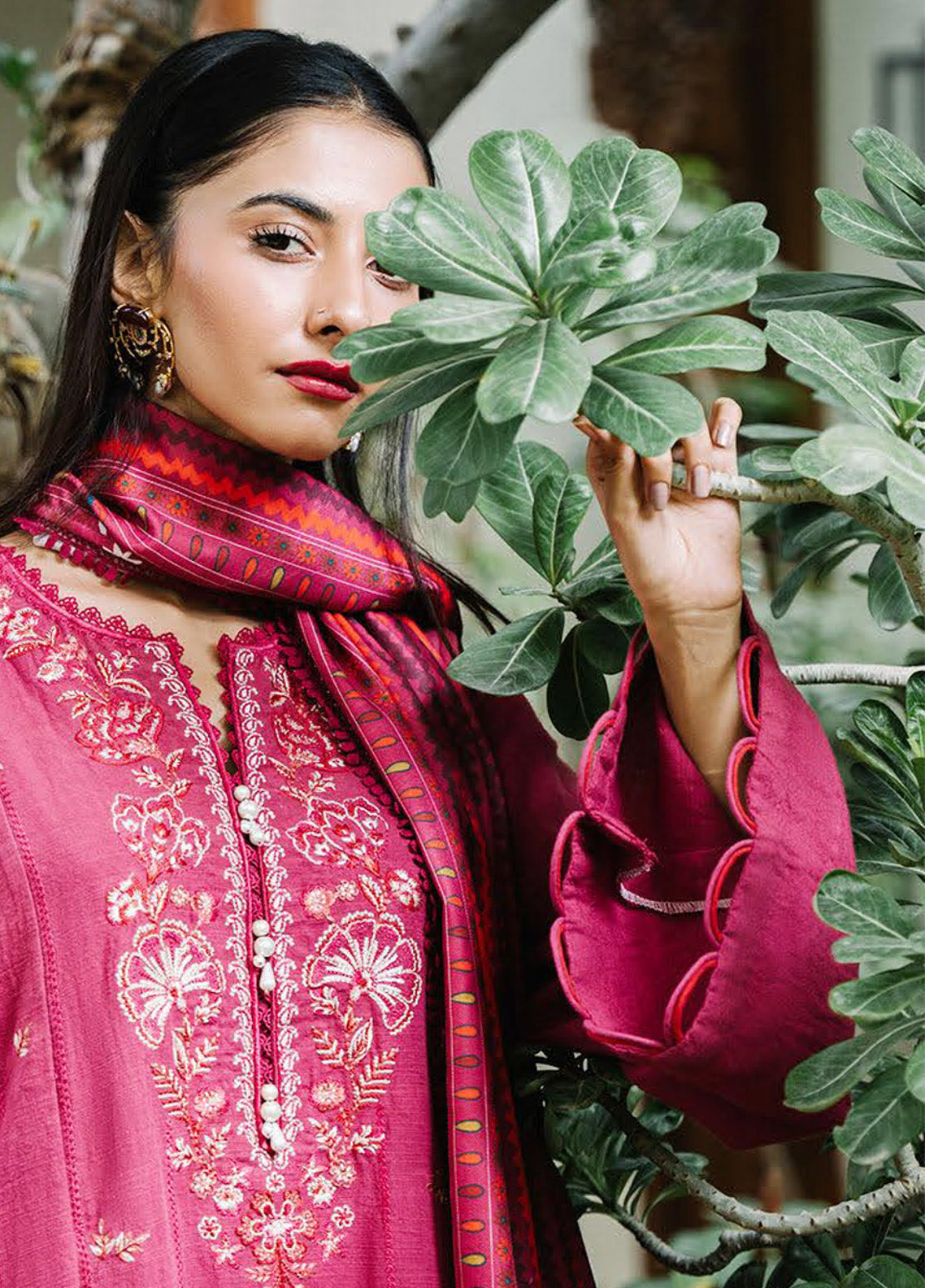 Zellbury Signature Embroidered Khaddar 3 Piece Unstitched Suit WUW24E30328 Zellbury Signature Embroidered Khaddar 3 Piece Unstitched Suit WUW24E30328