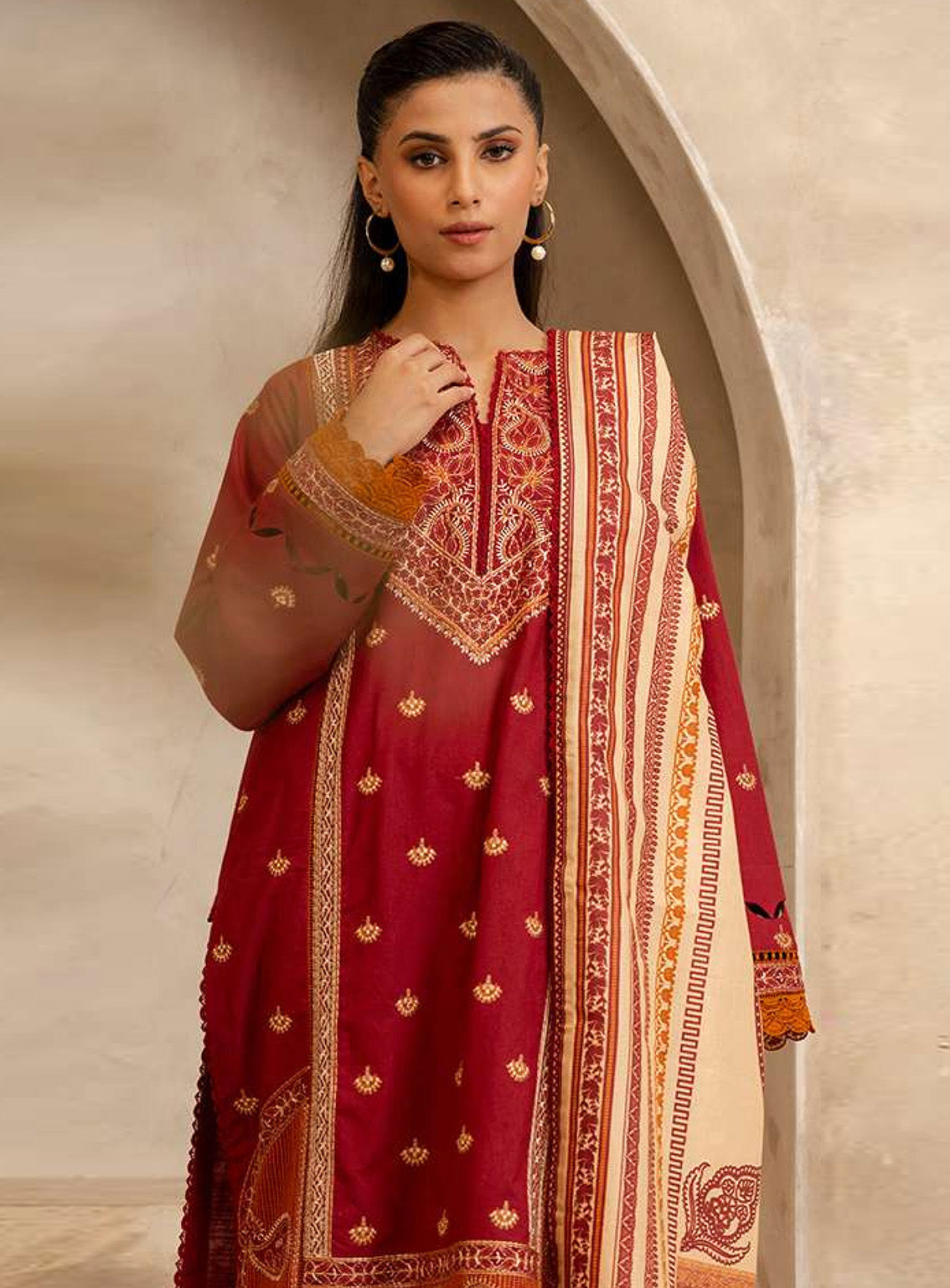 Zellbury Signature Embroidered Lawn 3 Piece Unstitched Suit WUS25E30146 Zellbury Signature Embroidered Lawn 3 Piece Unstitched Suit WUS25E30146