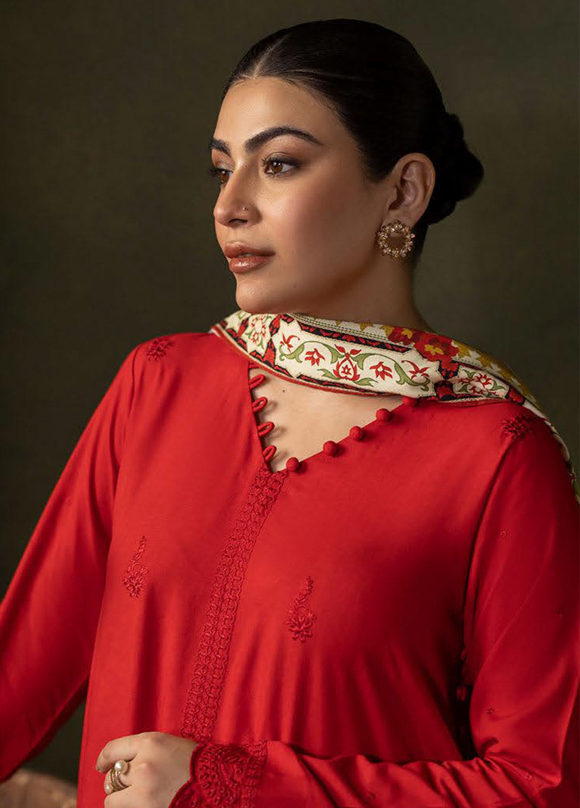 Zellbury Signature Embroidered Viscose 3 Piece Unstitched Suit WUW24E30324 Zellbury Signature Embroidered Viscose 3 Piece Unstitched Suit WUW24E30324