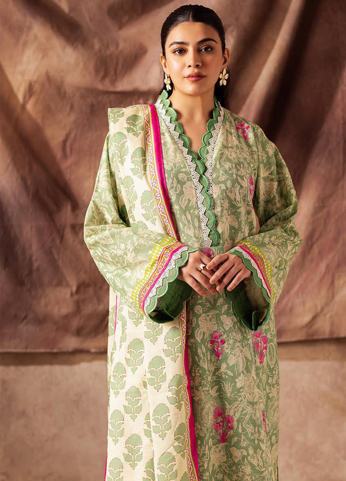 Zellbury Winter Embroidered Khaddar 2 Piece Unstitched Suit WUW24E20266 Zellbury Winter Embroidered Khaddar 2 Piece Unstitched Suit WUW24E20266