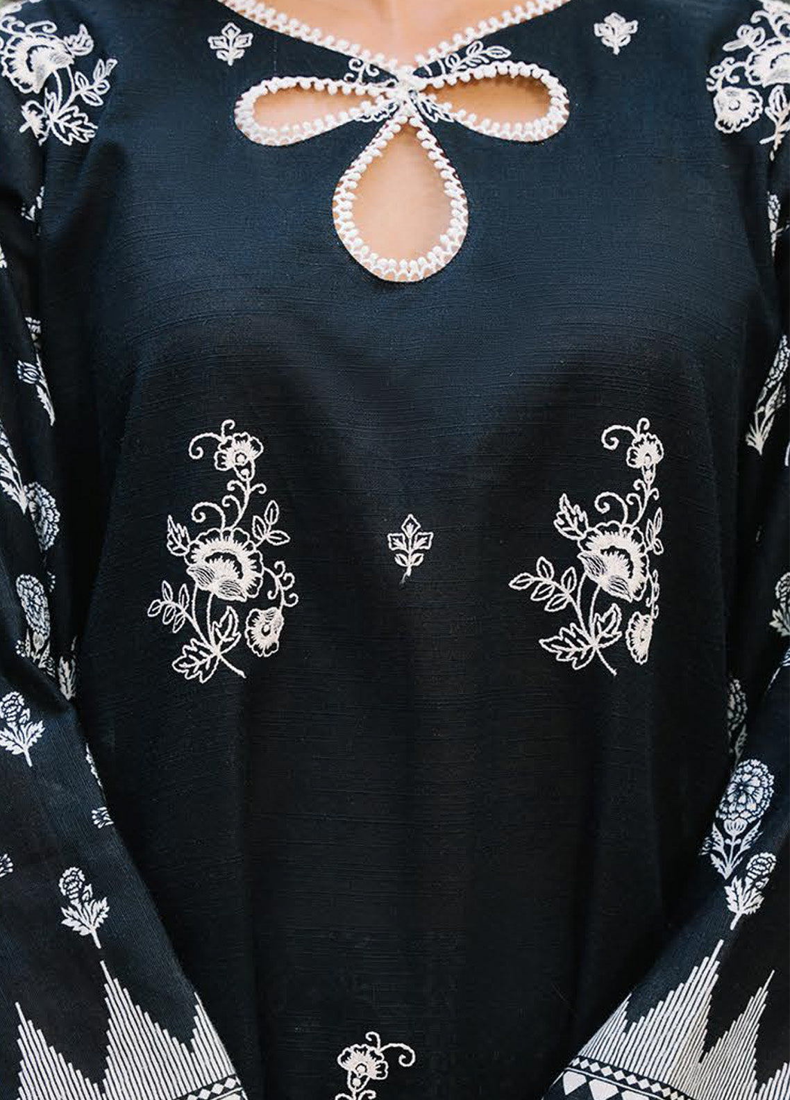Zellbury Winter Embroidered Viscose 2 Piece Unstitched Suit WUW24E20268 Zellbury Winter Embroidered Viscose 2 Piece Unstitched Suit WUW24E20268