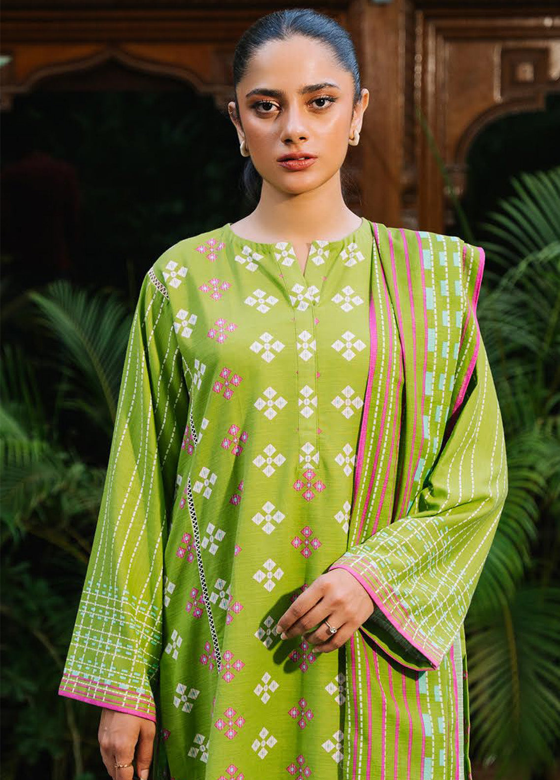 Zellbury Winter Printed Khaddar 2 Piece Unstitched Suit WUW24X20252 Zellbury Winter Printed Khaddar 2 Piece Unstitched Suit WUW24X20252
