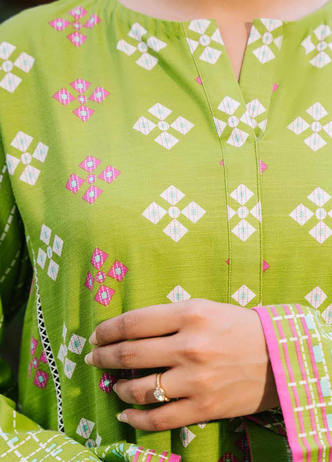 Zellbury Winter Printed Khaddar 2 Piece Unstitched Suit WUW24X20252 Zellbury Winter Printed Khaddar 2 Piece Unstitched Suit WUW24X20252