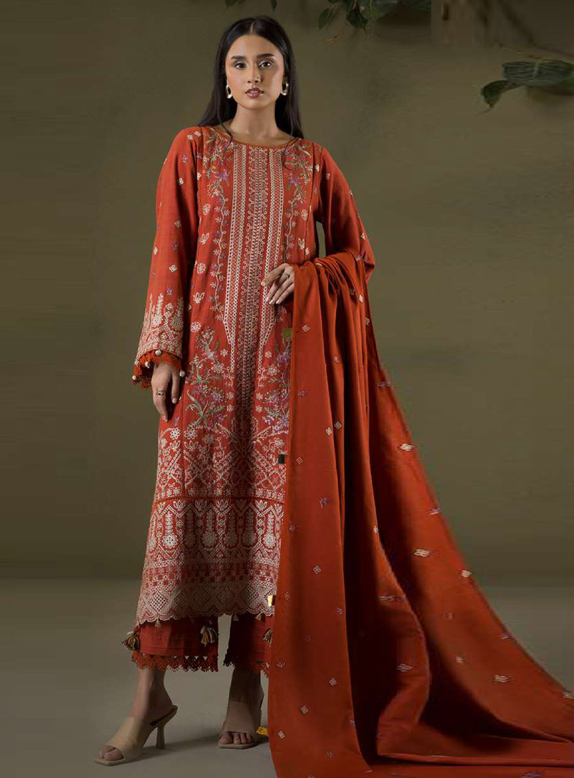 Zellbury Winter Shawl Embroidered Khaddar 3 Piece Unstitched Suit WUW25E30241 Zellbury Winter Shawl Embroidered Khaddar 3 Piece Unstitched Suit WUW25E30241