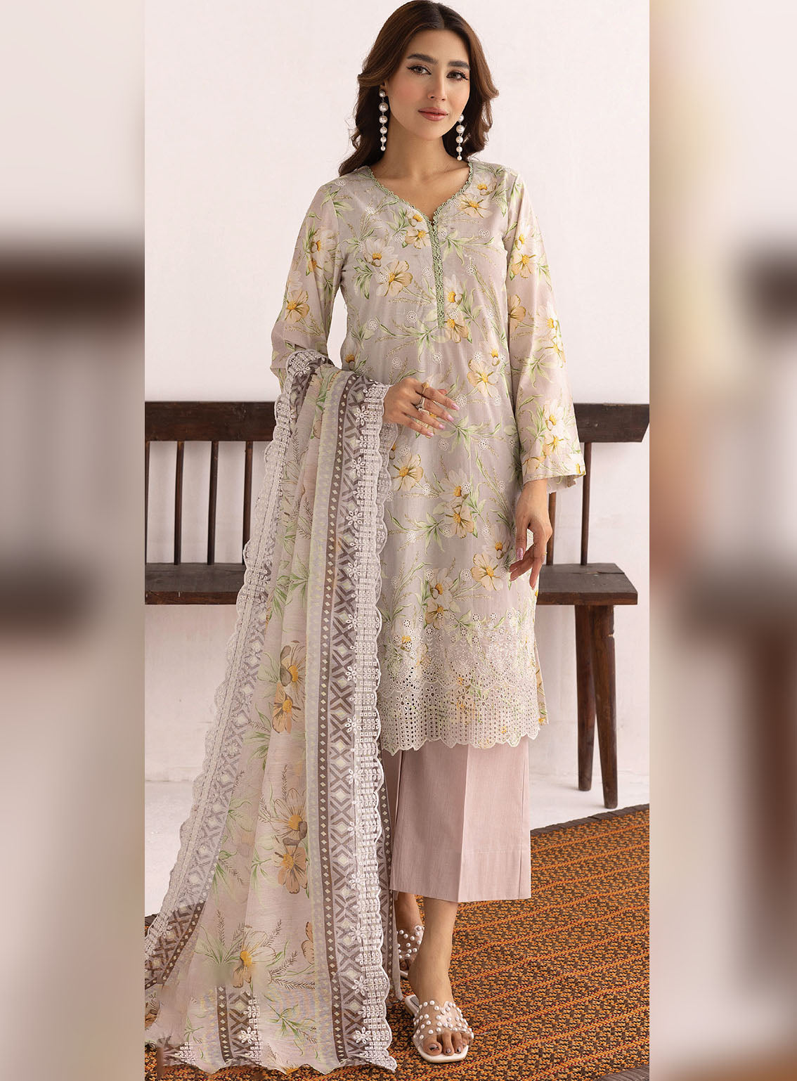 Zohra By Motifz Embroidered Lawn 3 Piece Unstitched Suit MT25FE D-5375 JENNA Zohra By Motifz Embroidered Lawn 3 Piece Unstitched Suit MT25FE D-5375 JENNA