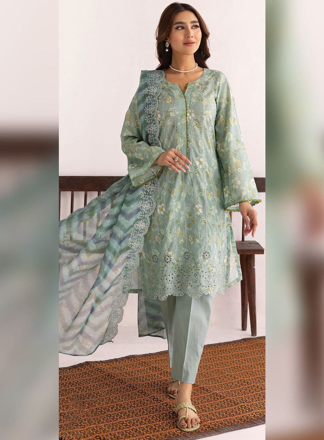 Zohra By Motifz Embroidered Lawn 3 Piece Unstitched Suit MT25FE D-5380 YALINA Zohra By Motifz Embroidered Lawn 3 Piece Unstitched Suit MT25FE D-5380 YALINA