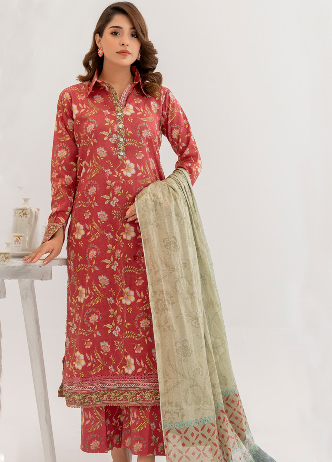 Zohra By Motifz Printed Lawn 3 Piece Unstitched Suit MT24Z D-08 Zohra By Motifz Printed Lawn 3 Piece Unstitched Suit MT24Z D-08