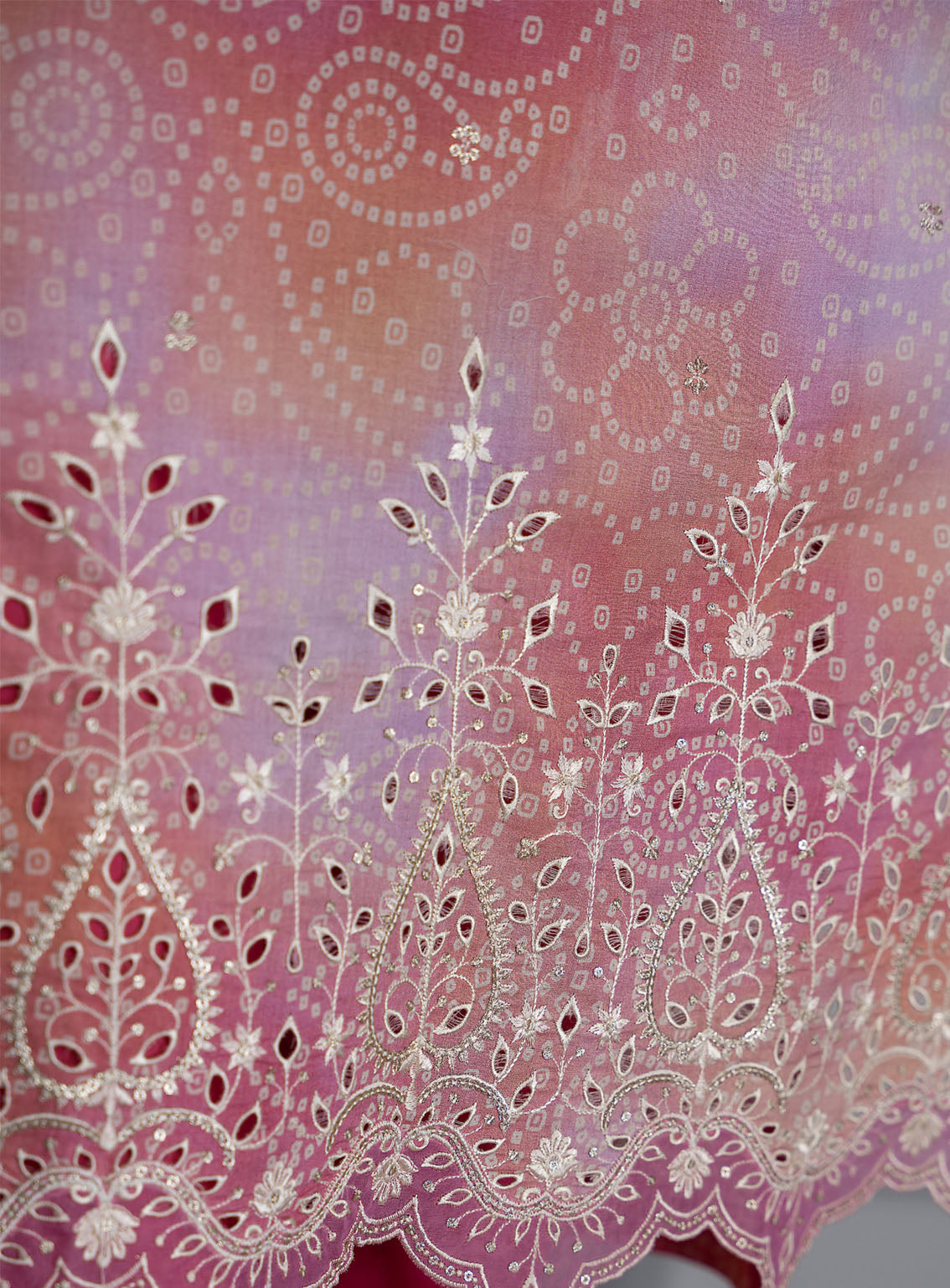 Zynah By VS Textile Chikankari Embroidered Lawn 3 Piece Unstitched Suit VS24ZV3 D-339 Zynah By VS Textile Chikankari Embroidered Lawn 3 Piece Unstitched Suit VS24ZV3 D-339