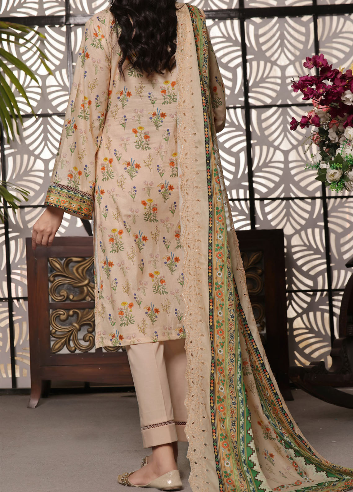 Zynah By VS Textile Digital Chikankari Lawn 3 Piece Unstitched Suit VS24ZDCLV1 D-81 Zynah By VS Textile Digital Chikankari Lawn 3 Piece Unstitched Suit VS24ZDCLV1 D-81