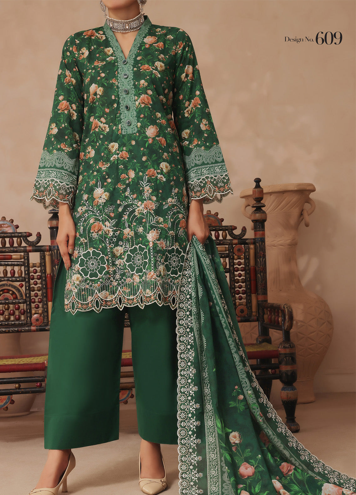 Zynah By VS Textile Embroidered Lawn 3 Piece Unstitched Suit VS25PCV9 D-609 Zynah By VS Textile Embroidered Lawn 3 Piece Unstitched Suit VS25PCV9 D-609