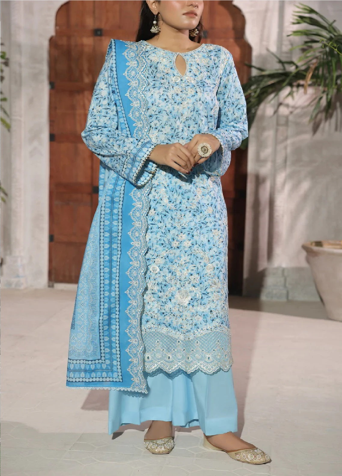 Zynah By VS Textile Premium Chikankari Lawn 3 Piece Unstitched Suit VS26ZPCV12 D-699 Zynah By VS Textile Premium Chikankari Lawn 3 Piece Unstitched Suit VS26ZPCV12 D-699