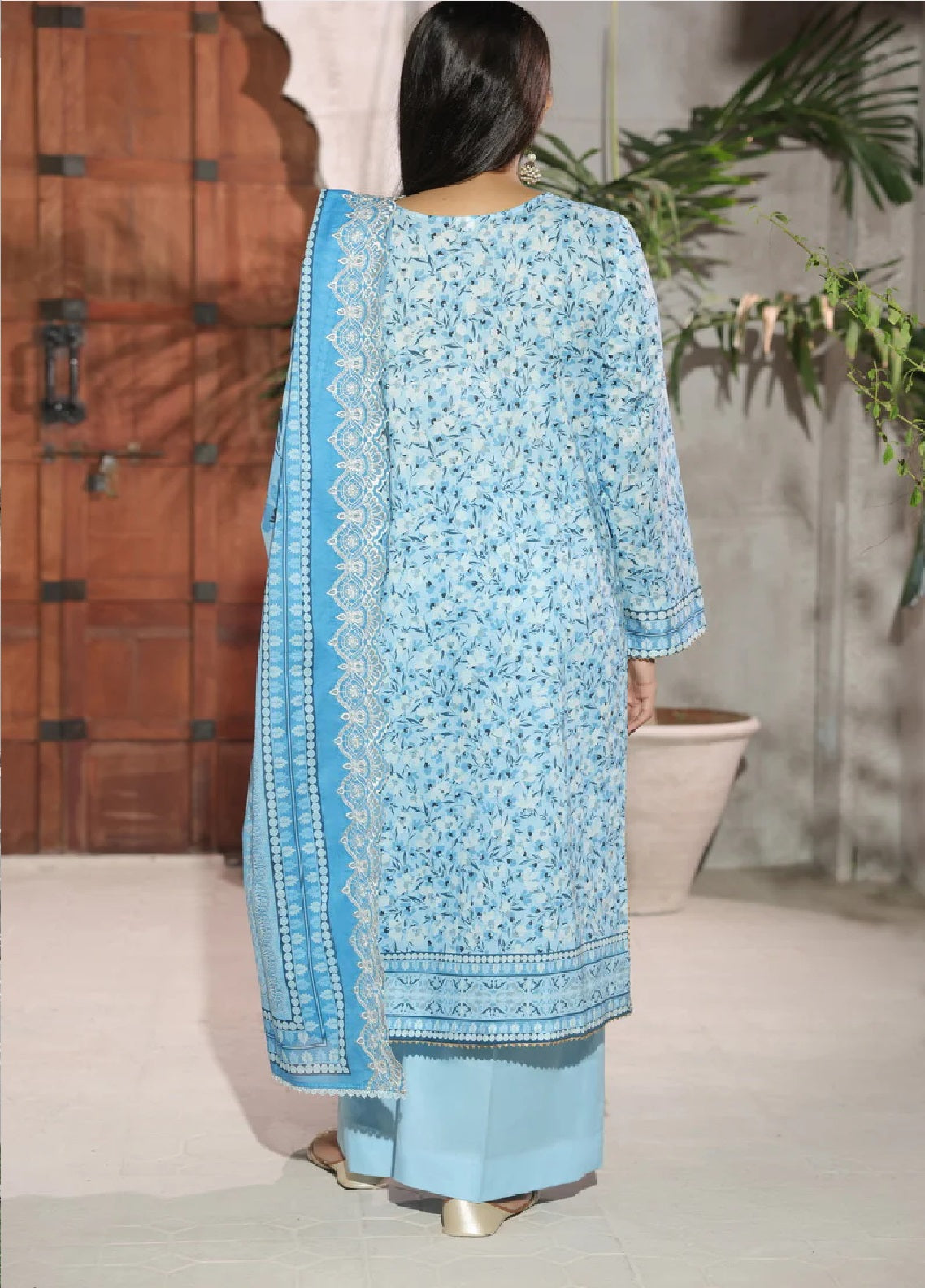 Zynah By VS Textile Premium Chikankari Lawn 3 Piece Unstitched Suit VS26ZPCV12 D-699 Zynah By VS Textile Premium Chikankari Lawn 3 Piece Unstitched Suit VS26ZPCV12 D-699