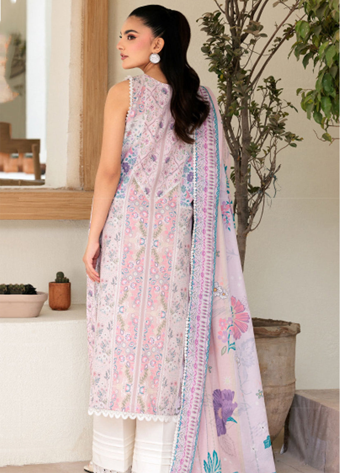 Zync By Florent Digital Printed Lawn 3 Piece Unstitched Suit FL25ZDWV3 D-5B Zync By Florent Digital Printed Lawn 3 Piece Unstitched Suit FL25ZDWV3 D-5B