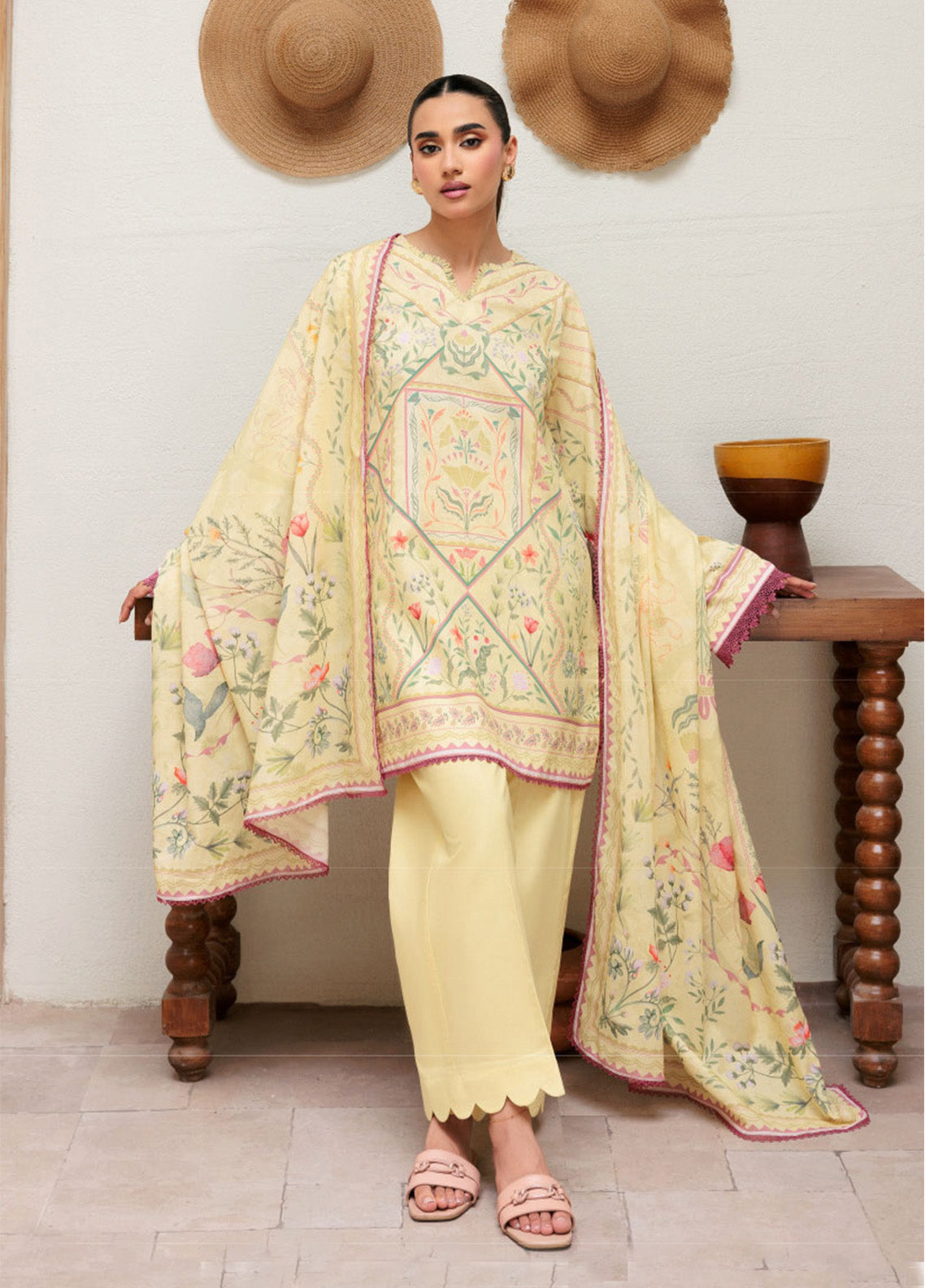 Zync By Florent Digital Printed Lawn 3 Piece Unstitched Suit FL25ZDWV3 D-7A Zync By Florent Digital Printed Lawn 3 Piece Unstitched Suit FL25ZDWV3 D-7A