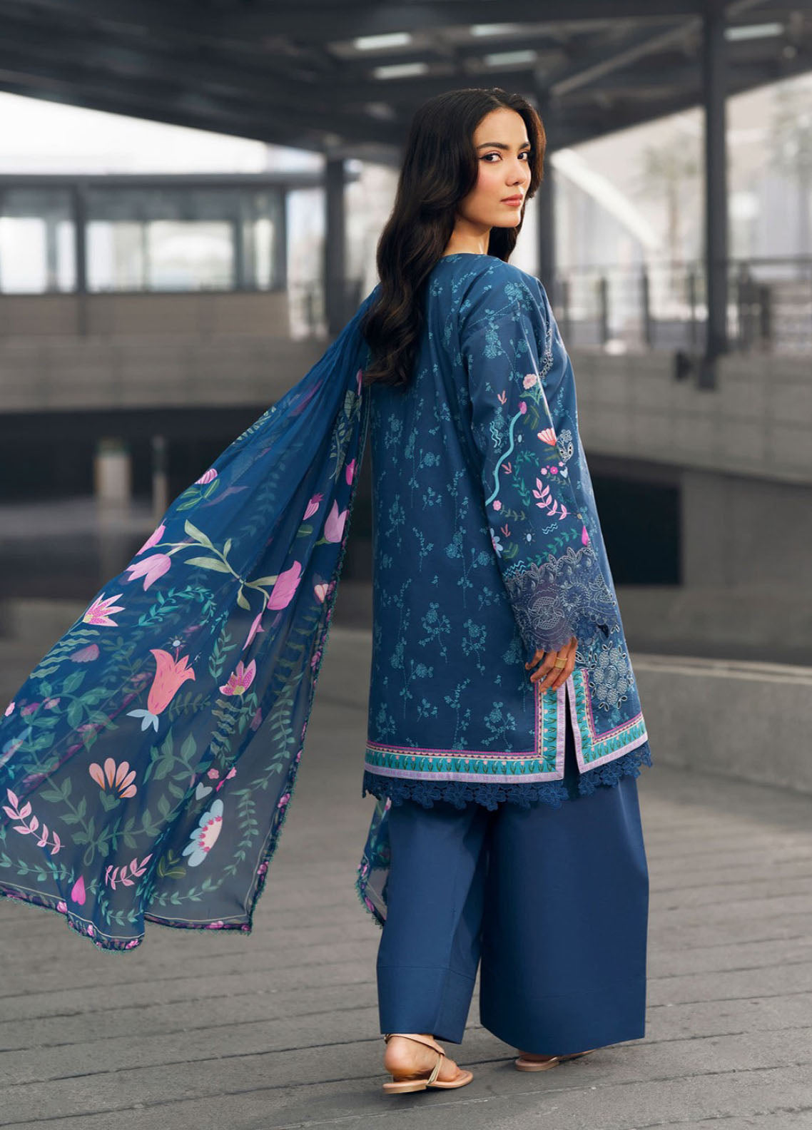 Zync By Florent Embroidered Lawn 3 Piece Unstitched Suit FL26ZSEV2 D-1A Zync By Florent Embroidered Lawn 3 Piece Unstitched Suit FL26ZSEV2 D-1A
