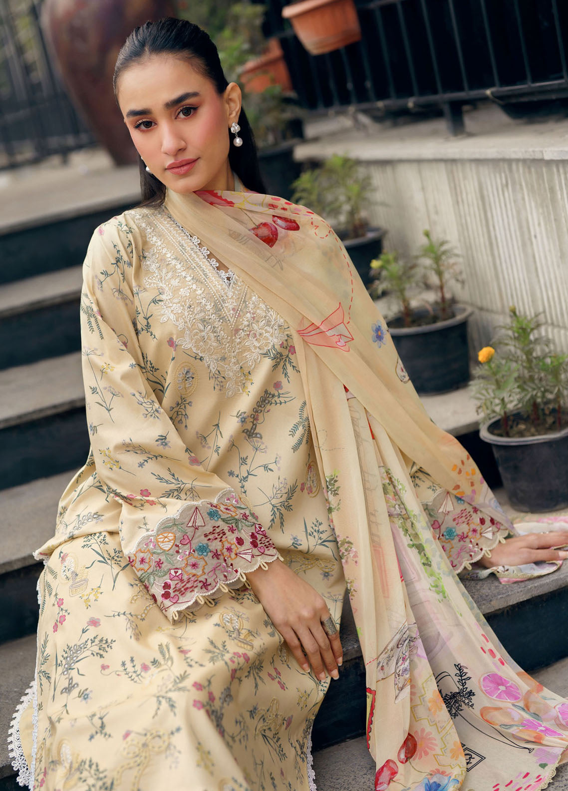 Zync By Florent Embroidered Lawn 3 Piece Unstitched Suit FL26ZSEV2 D-3B Zync By Florent Embroidered Lawn 3 Piece Unstitched Suit FL26ZSEV2 D-3B
