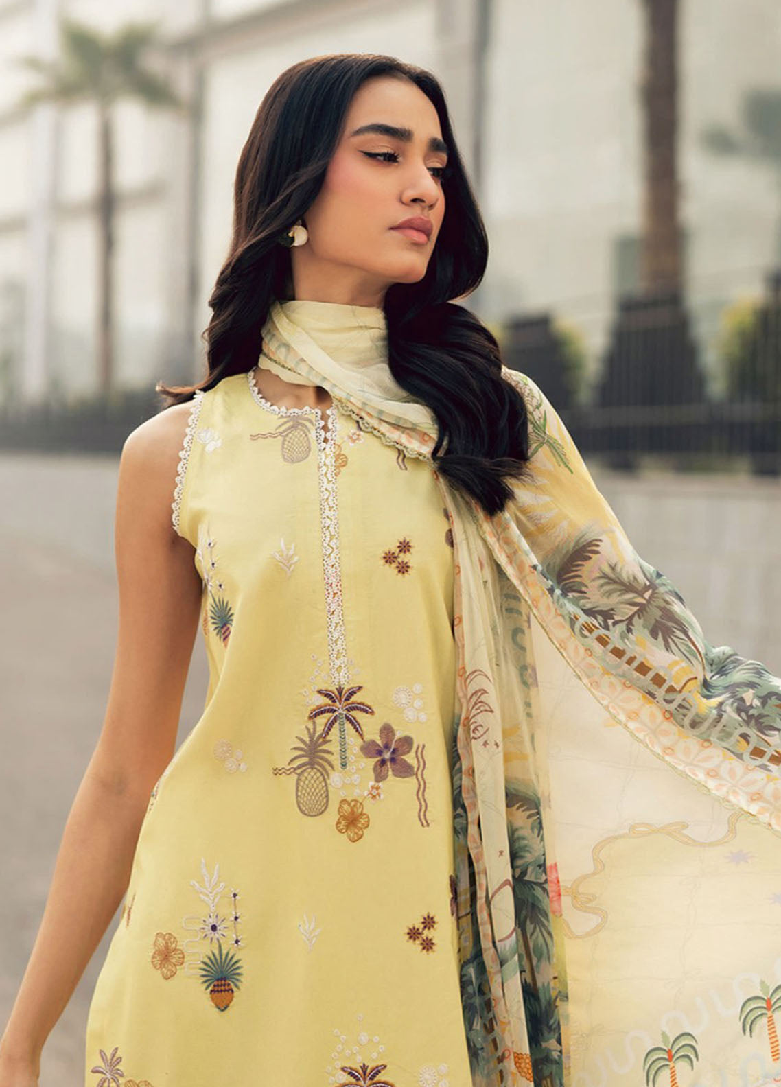 Zync By Florent Embroidered Lawn 3 Piece Unstitched Suit FL26ZSEV2 D-4A Zync By Florent Embroidered Lawn 3 Piece Unstitched Suit FL26ZSEV2 D-4A