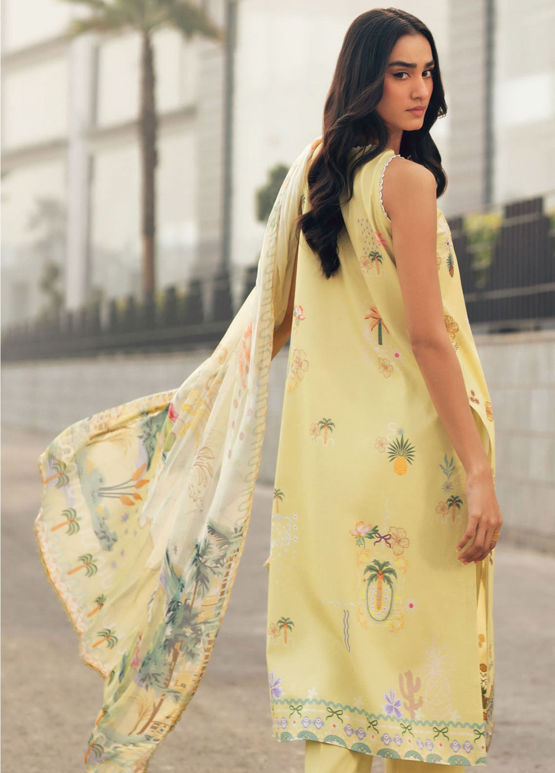 Zync By Florent Embroidered Lawn 3 Piece Unstitched Suit FL26ZSEV2 D-4A Zync By Florent Embroidered Lawn 3 Piece Unstitched Suit FL26ZSEV2 D-4A
