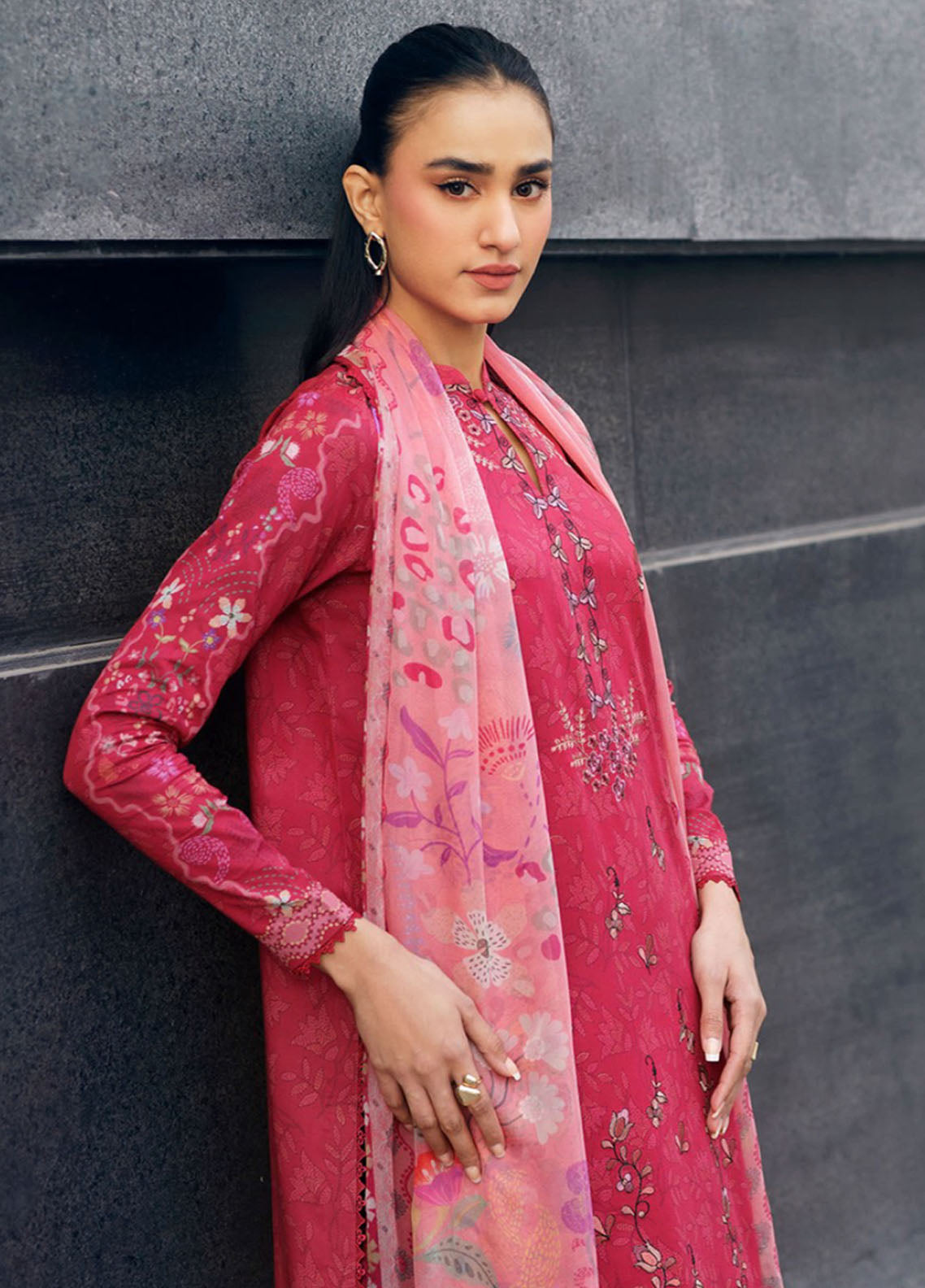 Zync By Florent Embroidered Lawn 3 Piece Unstitched Suit FL26ZSEV2 D-6B Zync By Florent Embroidered Lawn 3 Piece Unstitched Suit FL26ZSEV2 D-6B