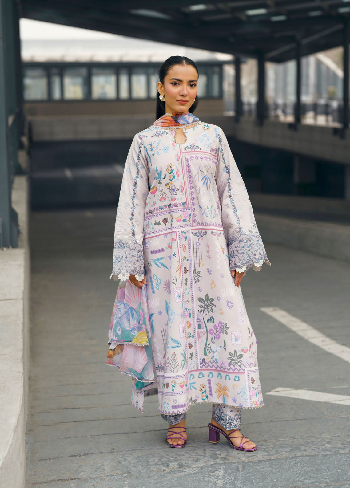 Zync By Florent Embroidered Lawn 3 Piece Unstitched Suit FL26ZSEV2 D-9B Zync By Florent Embroidered Lawn 3 Piece Unstitched Suit FL26ZSEV2 D-9B