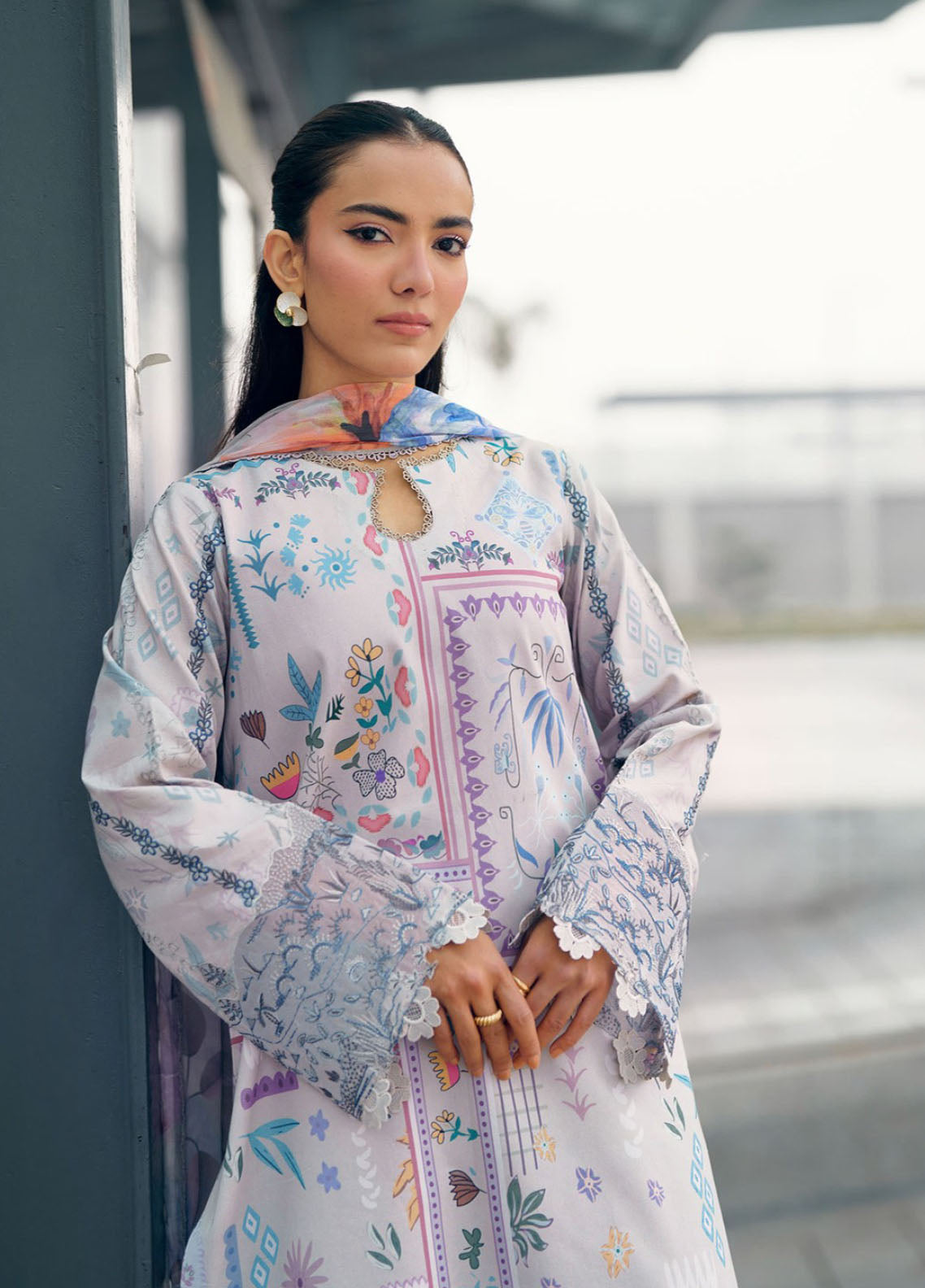 Zync By Florent Embroidered Lawn 3 Piece Unstitched Suit FL26ZSEV2 D-9B Zync By Florent Embroidered Lawn 3 Piece Unstitched Suit FL26ZSEV2 D-9B