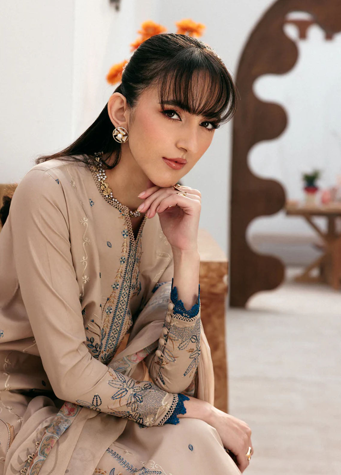 Zync By Florent Luxury Embroidered Lawn 3 Piece Unstitched Suit FL26ZLL D-FZ-5B Zync By Florent Luxury Embroidered Lawn 3 Piece Unstitched Suit FL26ZLL D-FZ-5B