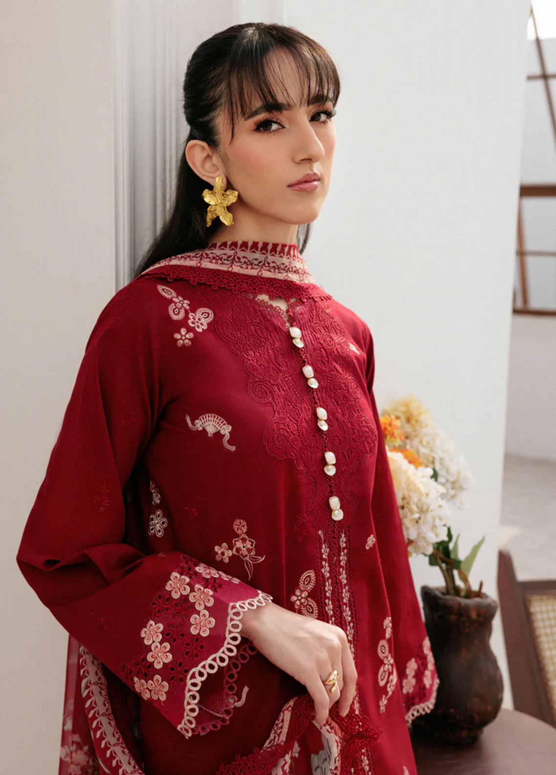 Zync By Florent Luxury Embroidered Lawn 3 Piece Unstitched Suit FL26ZLL D-FZ-7A Zync By Florent Luxury Embroidered Lawn 3 Piece Unstitched Suit FL26ZLL D-FZ-7A